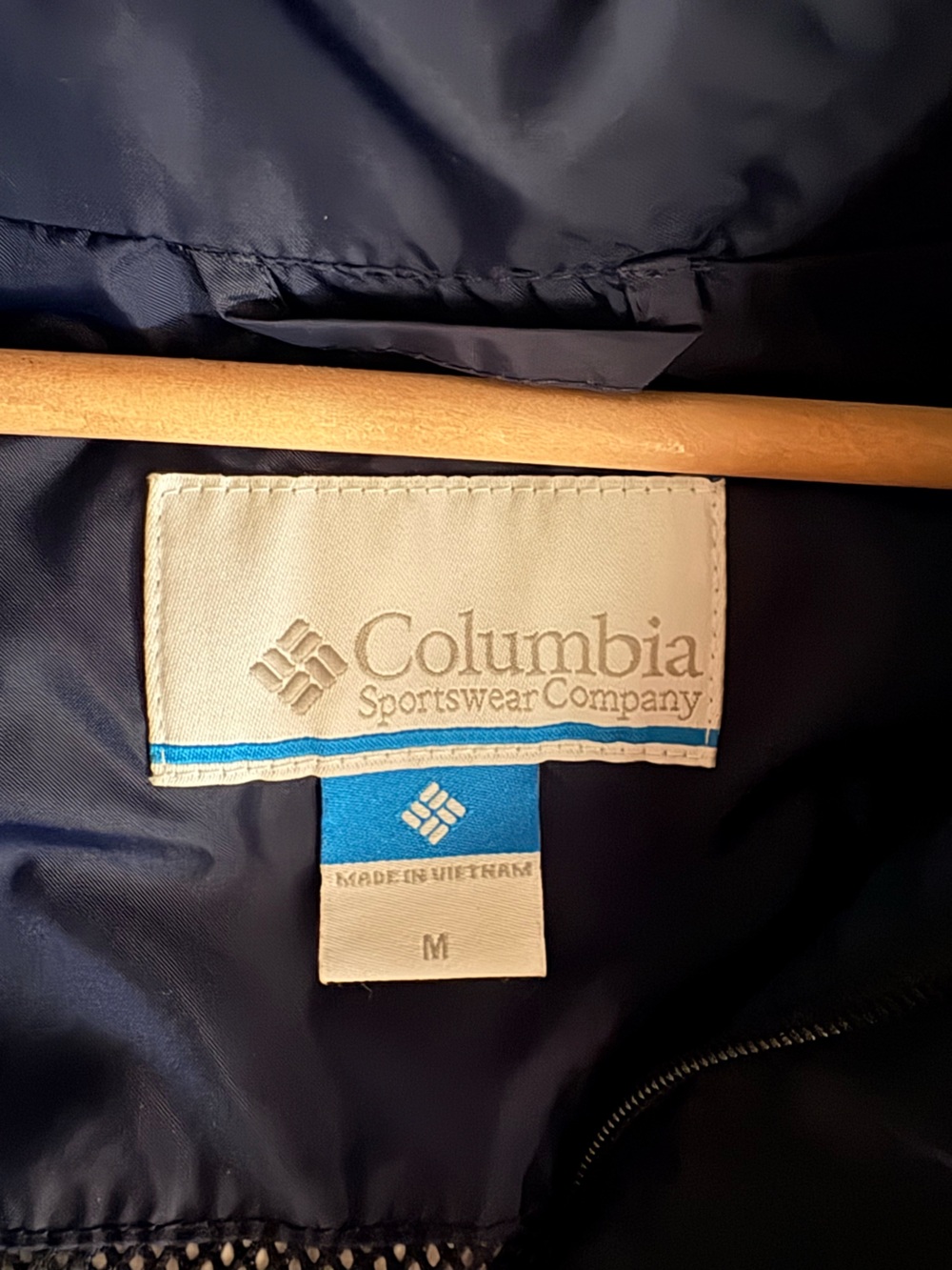 Columbia Navy Hooded Men's Rain Jacket - Picture 4 of 7
